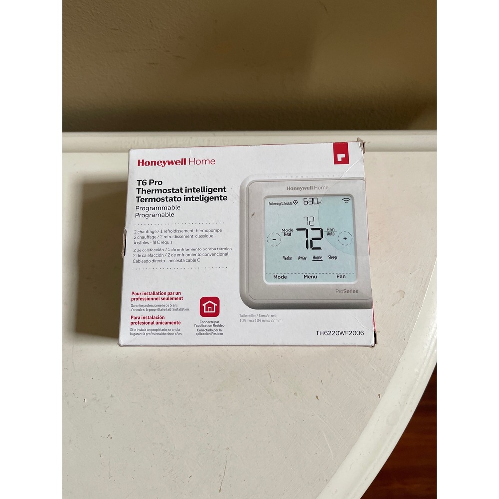 Honeywell Home T6 Pro Smart Wi-Fi Thermostat TH6220WF2006 White Touchscreen